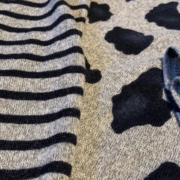 Asymmetrical animal print top - Picture 4 of 4